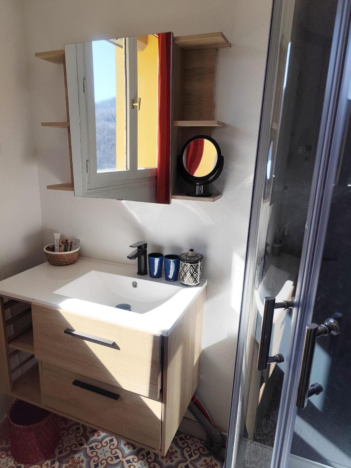 Serralongue Casa Louisa Bed & Breakfast エクステリア 写真